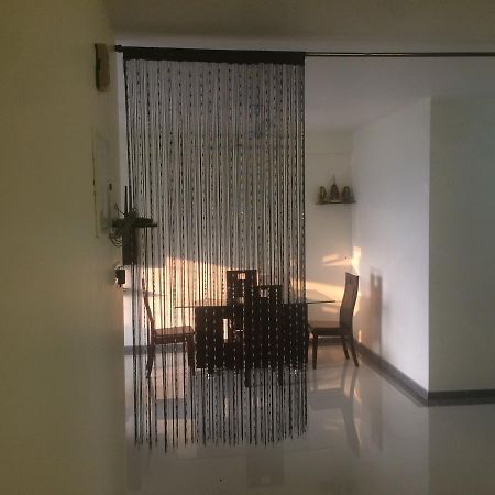 Poonam Hieghts Bed and Breakfast Bombay Eksteriør billede